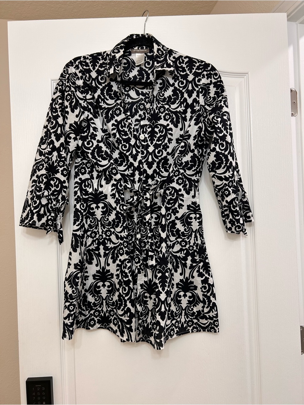Black & White Damask Button-Front Women’s Top/ mini dress